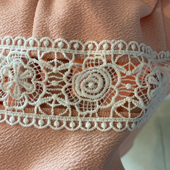 Off the Shoulder Light Pink Dress - size 3/4 - Picture 4 of 5